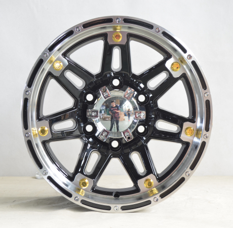 Big Center Cap 4X4 Alloy Wheel With Big Rivets UFO-LGS08